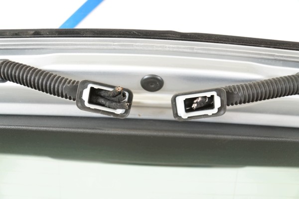 TAILGATE COMPLETE ORYG CODE LA7W VW VOLKSWAGEN GOLF VIII 8 HTB 21R Installation side rear
