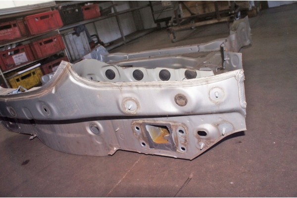 Cinturón Trasero Mercedes CLA C117 W117 Sedán VU325