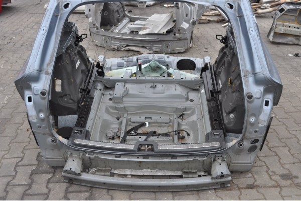 Guardabarros Trasero Maletero Lateral Izquierdo Derecho Volvo XC60 II 