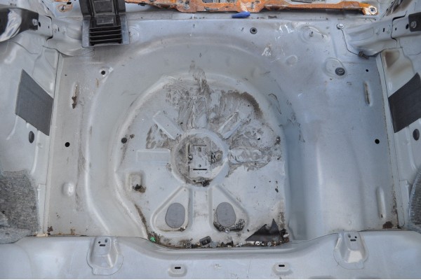 Aleta Trasera Izquierda y Derecha Panel Trasero Tubo Fiat 600 E 2025