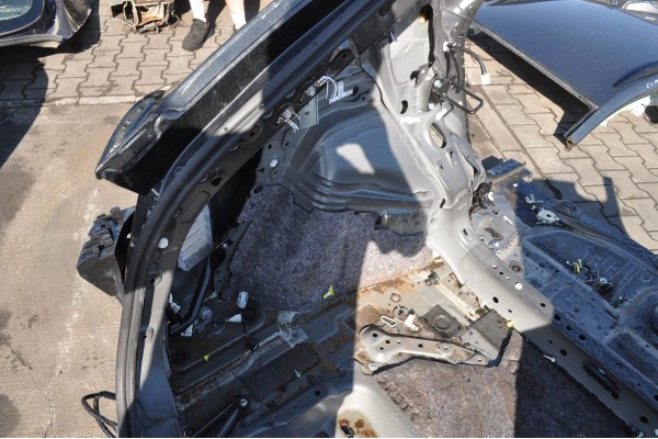 LEXUS NX II 450H Panel trasero lateral izquierdo y derecho, guardabarr
