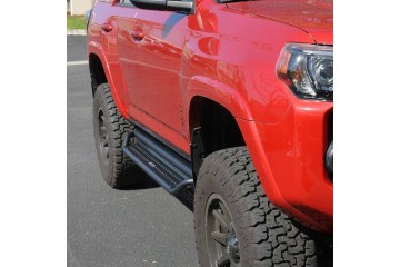 Go Rhino Dominator Xtreme D1 Packaging status original