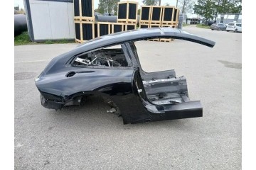 Ferrari GTC4 Lusso T 3 9 V8 F151M rear panel 87783111 right Car type passenger cars