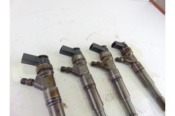 7794435 INYECTOR BMW SERIE 1 BERLINA (E81/E87) 120d 2008 7794435 201391 BMW - 1