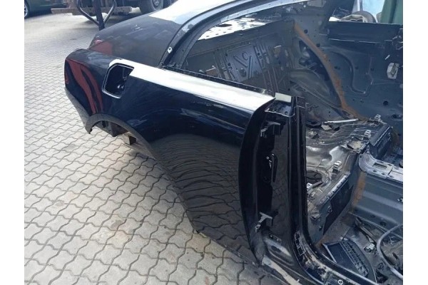 Panel Trasero Lateral Derecho para ROLLS ROYCE WRAITH RR5 COUPE 410073