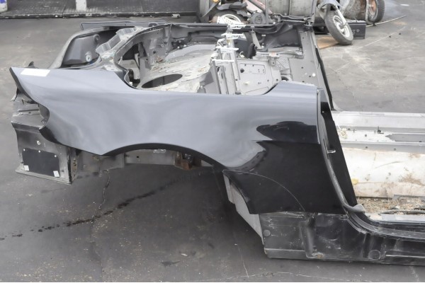 ASTON MARTIN VANTAGE 2010r CONVERTIBLE QUARTER MUDGUARD LEFT RIGHT REAR BELT DUP Car type passenger cars