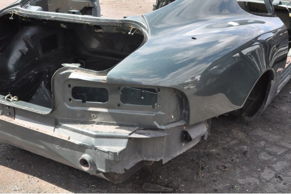 ASTON MARTIN DB7 VANTAGE BELT REAR FENDER QUARTER LEFT RIGHT BATHTUB Car type passenger cars