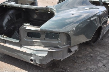 ASTON MARTIN DB7 VANTAGE BELT REAR FENDER QUARTER LEFT RIGHT BATHTUB Car type passenger cars