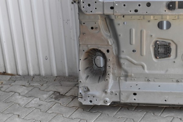 BATHTUB FLOOR BELT REAR LAND ROVER DEFENDER 2020 LR133228 Catalog number of the part L8B211216AA L8B2 40324 AD