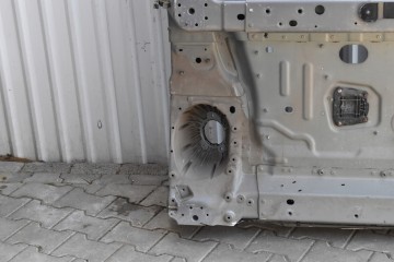 BATHTUB FLOOR BELT REAR LAND ROVER DEFENDER 2020 LR133228 Catalog number of the part L8B211216AA L8B2 40324 AD
