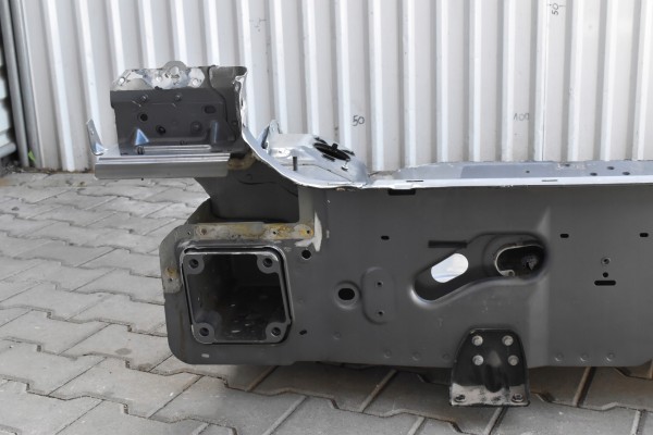 BATHTUB FLOOR BELT REAR LAND ROVER DEFENDER 2020 LR133228 Catalog number of substitutes L8B2 10700 AB L8B210700AB L8B2 10700 AB 
