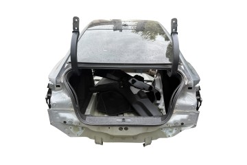 Rear fender belt left right rear van rear quadrant Citroen C4 X III KCAC Catalog number of the part Pas tylny botnik lewy