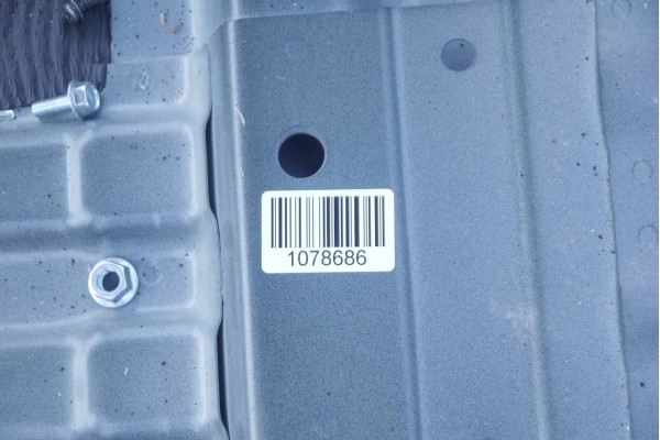 KIA EV5 26R GT LINE FSB ROOF LONG FRONT POSTS Part manufacturer Kia OE