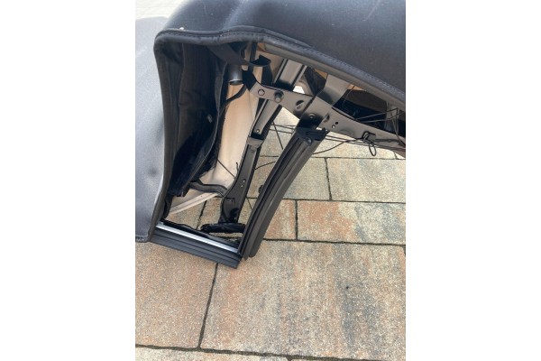 Mercedes Benz E W238 A238 CONVERTIBLE 2020 FOLDING ROOF Customs tariff code 87082990