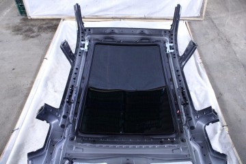 BMW X3 G45 WHOLE ROOF WITH POSTS AND PANORAMA COLOR A90 Catalog number of the part BMW X3 G45 CAY DACH Z PANORAMA KOLOR A90