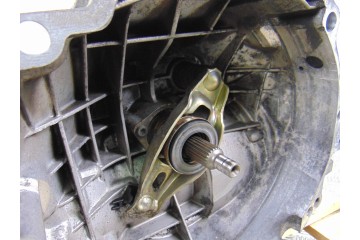 HCF CAJA CAMBIOS AUDI A4 BERLINA (8E) 2.0 TDI 16V (103kW) HCF 204967 AUDI - 2