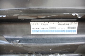 Flap cover rear Audi R8 Spyder 4S0 4S7 CARBON Catalog number of the part 4S7825251 Audi OE