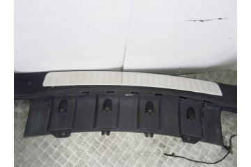 NEGRO PARAGOLPES TRASERO MERCEDES-BENZ CLASE ML (BM 164)