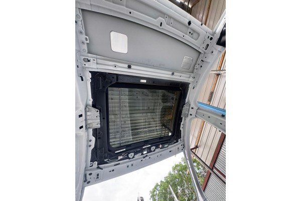 MERCEDES W177 ROOF PANORAMA PLATING 20R 149 SEDAN SUNROOF CLA C118 Part manufacturer Mercedes Benz OE