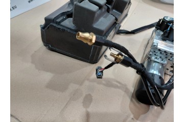 Bomba hidráulica del techo convertible BMW 8 G14 F91 M8 7947310 con 29