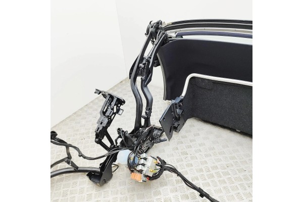 ROOF FOLDING MECHANISM BMW Z4 ROADSTER E89 7220537 36614781 2 0L 135kw Catalog number of the original 7220537