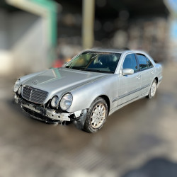 MERCEDES-BENZ CLASE E (BM 210) BERLINA 200 Kompressor (210.048)