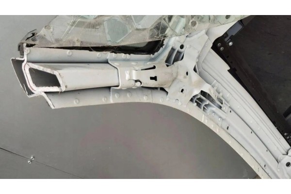 Roof MERCEDES BENZ AMG GT C190 AMGGTSTOGAS gasoline 430kW 2016 Catalog number of the part AMGGTSTOGAS
