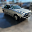 MERCEDES-BENZ CLASE E (BM 210) BERLINA 200 Kompressor (210.048) MERCEDES-BENZ CLASE E (BM 210) BERLINA 200 Kompressor (210.048)