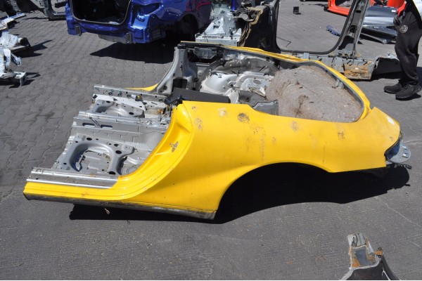 PORSCHE 911 996 CONVERTIBLE BELT REAR FENDER QUARTER LEFT RIGHT BATHTUB Catalog number of the part 433014