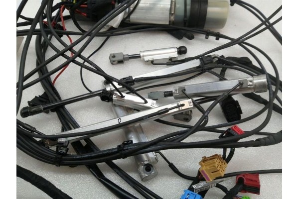 LAMBORGHINI HURACAN LP 610 4 SPYDER Soft roof 4T7898255 PLUMBING Catalog number of the part 4T7898255