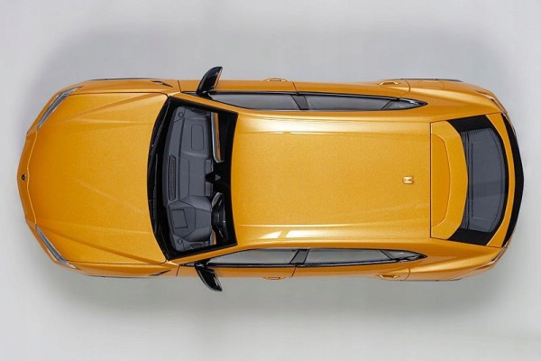 LAMBORGHINI URUS ROOF PLATING LOBE LONG POSTS WITHOUT PANORAMA