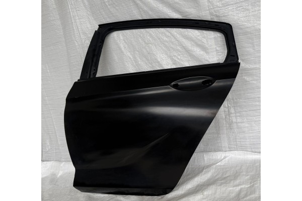 DOOR REAR LEFT OPEL INSIGNIA II B HB NEW ORIGINAL YR00659080 Part manufacturer Opel OE