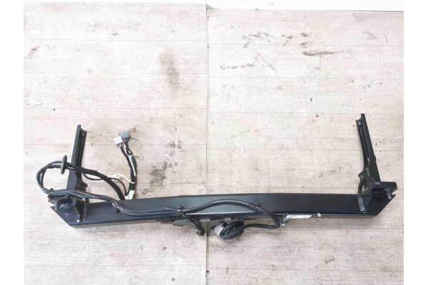 2023 Polestar 2 Trailer hook set 32207226 Catalog number of substitutes 32207828 32207827 32414134 P3241434 31399328