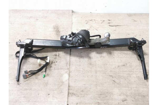 2023 Polestar 2 Trailer hook set 32207226 Catalog number of the original 32207231