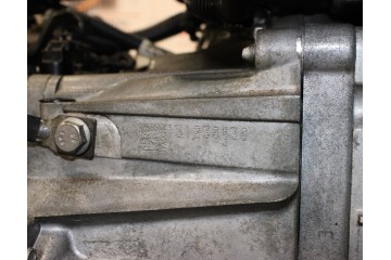 Motor diésel Peugeot 3008 1.6 E-HDI 9H05 10JBFT con caja de cambios 96