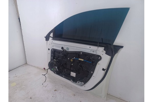 MERCEDES CLA W117 117 DOOR RIGHT FRONT 650 A1177220207 Catalog number of substitutes A2078200642 MERC