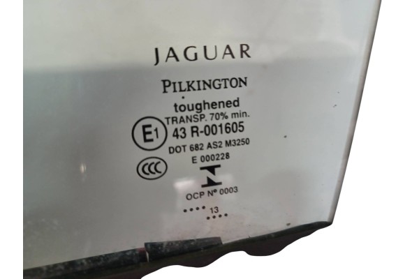 Puerta Delantera Izquierda Roja Jaguar XK X150 5.0 V8