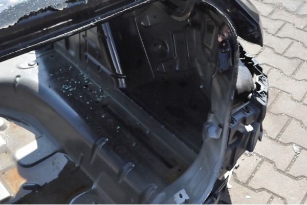 CITROEN C4 X 24r SEDAN QUARTER MUDGUARD LEFT RIGHT REAR BATHTUB BELT REAR DUP Quality of parts according to GVO O original with 