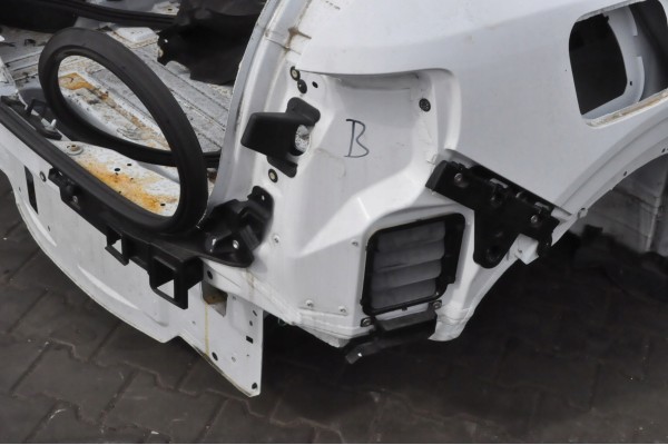 EXPLORER VII EV 24r QUARTER MUDGUARD LEFT RIGHT REAR BATHTUB ASS REAR BELT Car type passenger cars