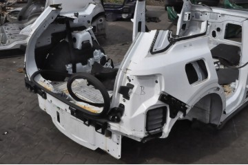 Guardabarros Trasero Izquierdo y Derecho Explorer VII EV 24