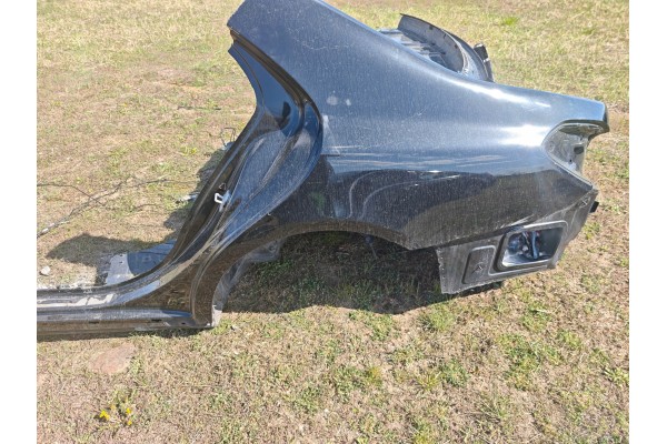 Aleta Trasera Izquierda de Carbono Mercedes S W222 63S AMG