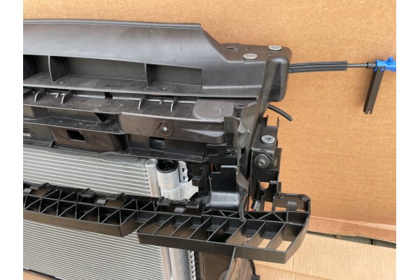 FRONT BELT REINFORCEMENT RADIATOR TOURAN 2021 NEW Car type passenger cars