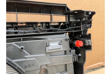 Refuerzo del soporte del radiador del panel frontal Touran 2021-