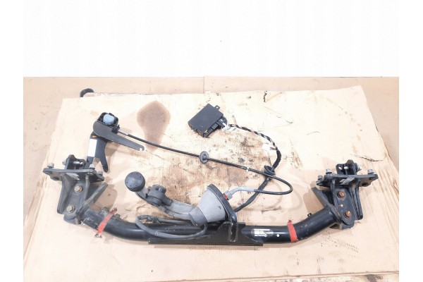 2019 Mercedes Benz CLA C117 X117 W117 Trailer hitch kit A117310040 Catalog number of the part A117310040