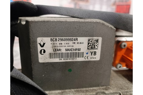 ELECTRIC MOTOR RENAULT KANGOO II WITH 5AM400 2016 Customs tariff code 85012000