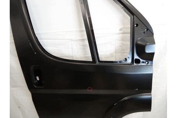 PEUGEOT BOXER III DOOR RIGHT FRONT NEW ORIGINAL Part manufacturer Peugeot OE