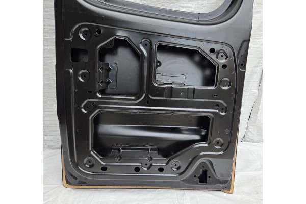 Puerta Trasera Derecha Trafic III Vivaro B Talento Trasera Nueva Origi