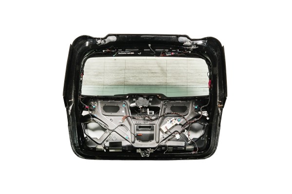Flap Rear Trunk Cover GLE V167 Black 040 A1677403800 OE Catalog number of the part A1677403800