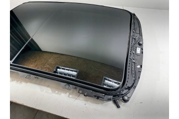 Techo panorámico Porsche Macan II 2 95C 2024 - Pieza desmontada 95C877