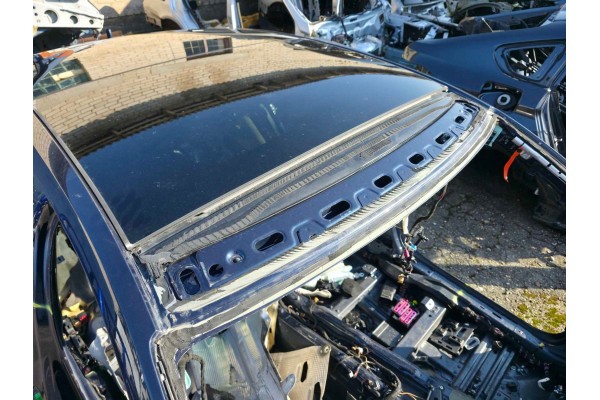 2018 Porsche Panamera 971 Roof Part manufacturer Porsche OE